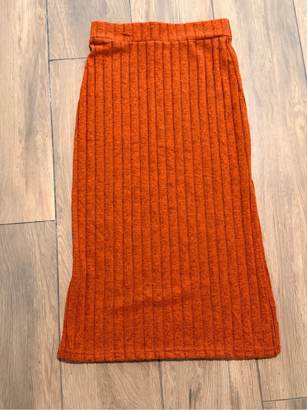 Ribbed Knit Midi Skirt in Burnt Orange